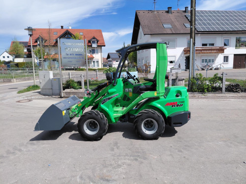 Avant 640 Multilader Teleskoplader Hoflader Lader Radlader