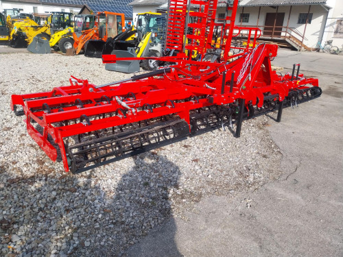 Kultivator Coral Plus Saatbettkombination Egge 4,2m - 6m Grubber