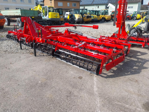 Kultivator Coral Plus Saatbettkombination Egge 4,2m - 6m Grubber